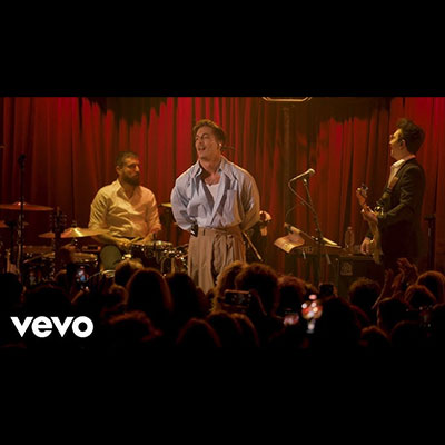 Born With a Broken Heart (Live from NYC) のサムネイル