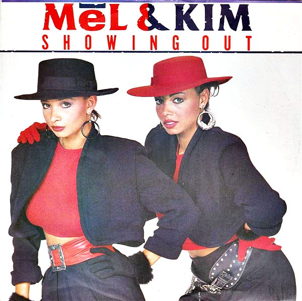 Showing Out (Get Fresh At the Weekend) のサムネイル