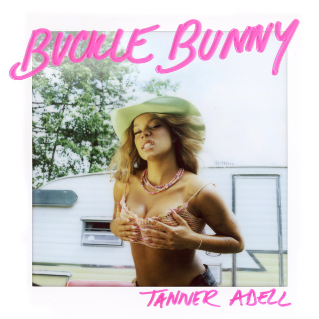 Buckle Bunny のサムネイル