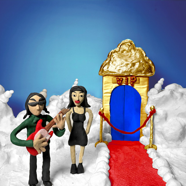A ROOM UP IN THE SKY のサムネイル