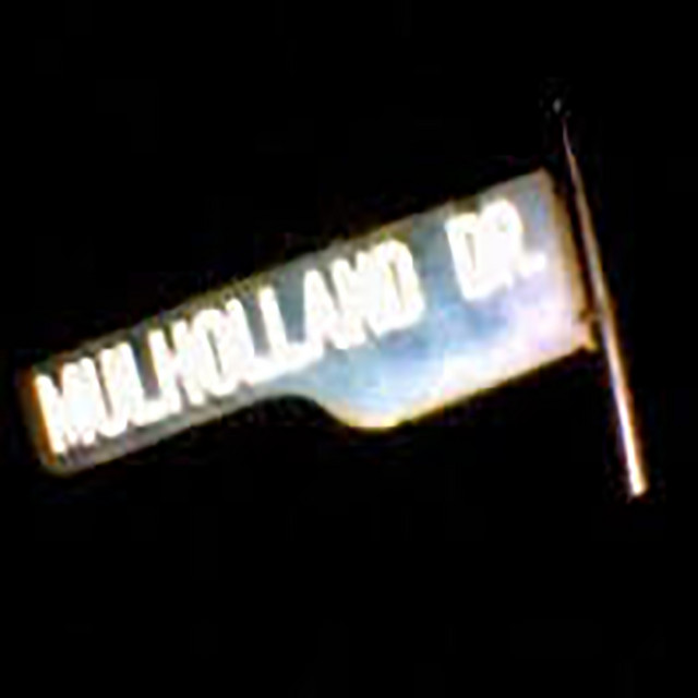 Mulholland Drive のサムネイル