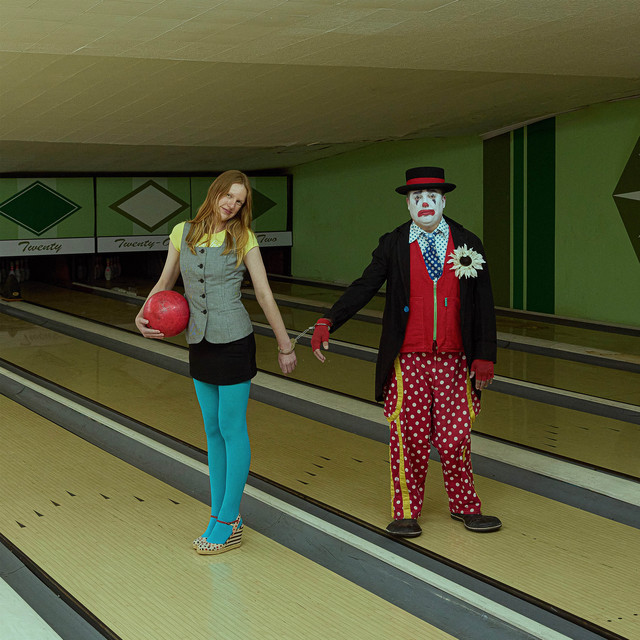 Bowling alley のサムネイル